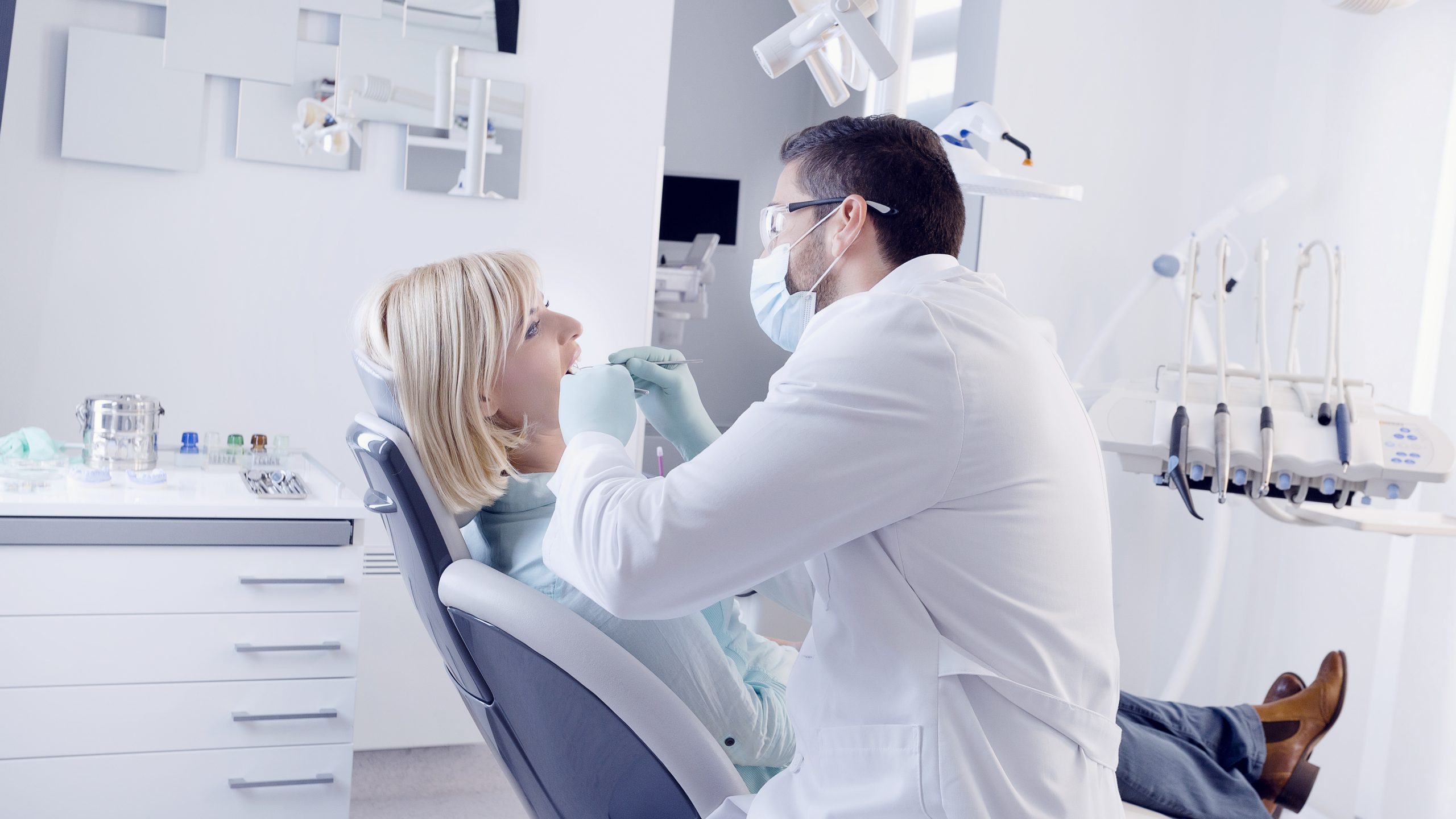 Dentist in Justice, IL